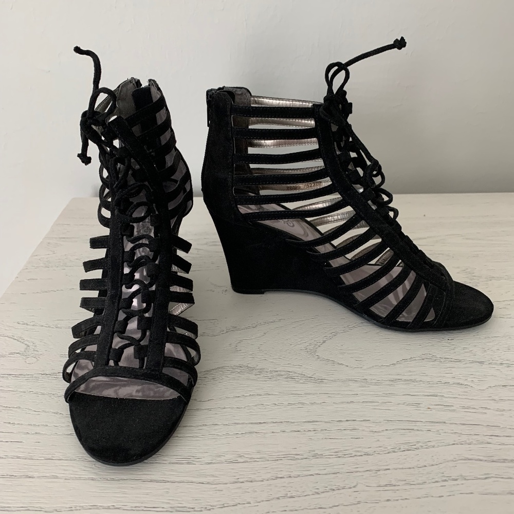 Carlos by Carlos Santana Black Wedge Sandal Size 7.5